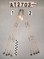 藏品(珠串銅鈴耳飾)的圖片